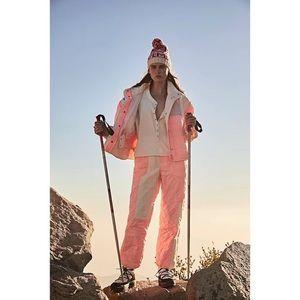 Free People × FP Movement Landscape View Ski Coat
MSRP $398